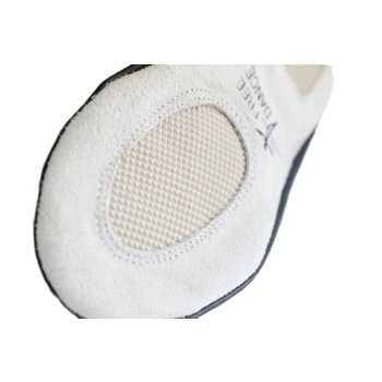 Baletki gimnastyczne skórzane SALTOS - Gigant II z podeszwą antypoślizgową na wymagającą stopę.